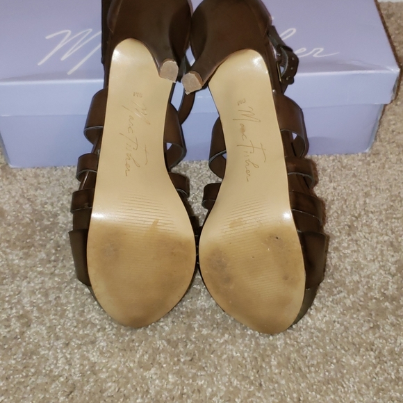 Marc Fisher Sandals Size 9 - Picture 4 of 4